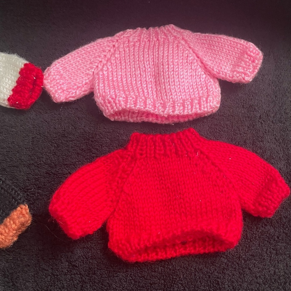 Set of Four Mini Festive Knit Sweaters for Dolls or stuffed bears - Picture 6 of 8